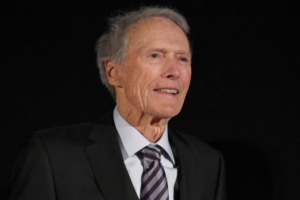 clint-eastwood-revealed-lets-squirrels-office-2019-interview-585x390-1.png