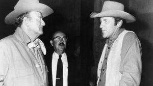 john-wayne-james-arness-678x381-1.jpg