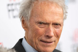 clint-eastwood-once-revealed-his-favorite-movies-starring-him-here-are-all-six-585x390-1.jpg