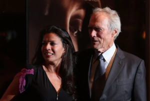 Clint-Eastwood-Dina-Eastwood-2.png